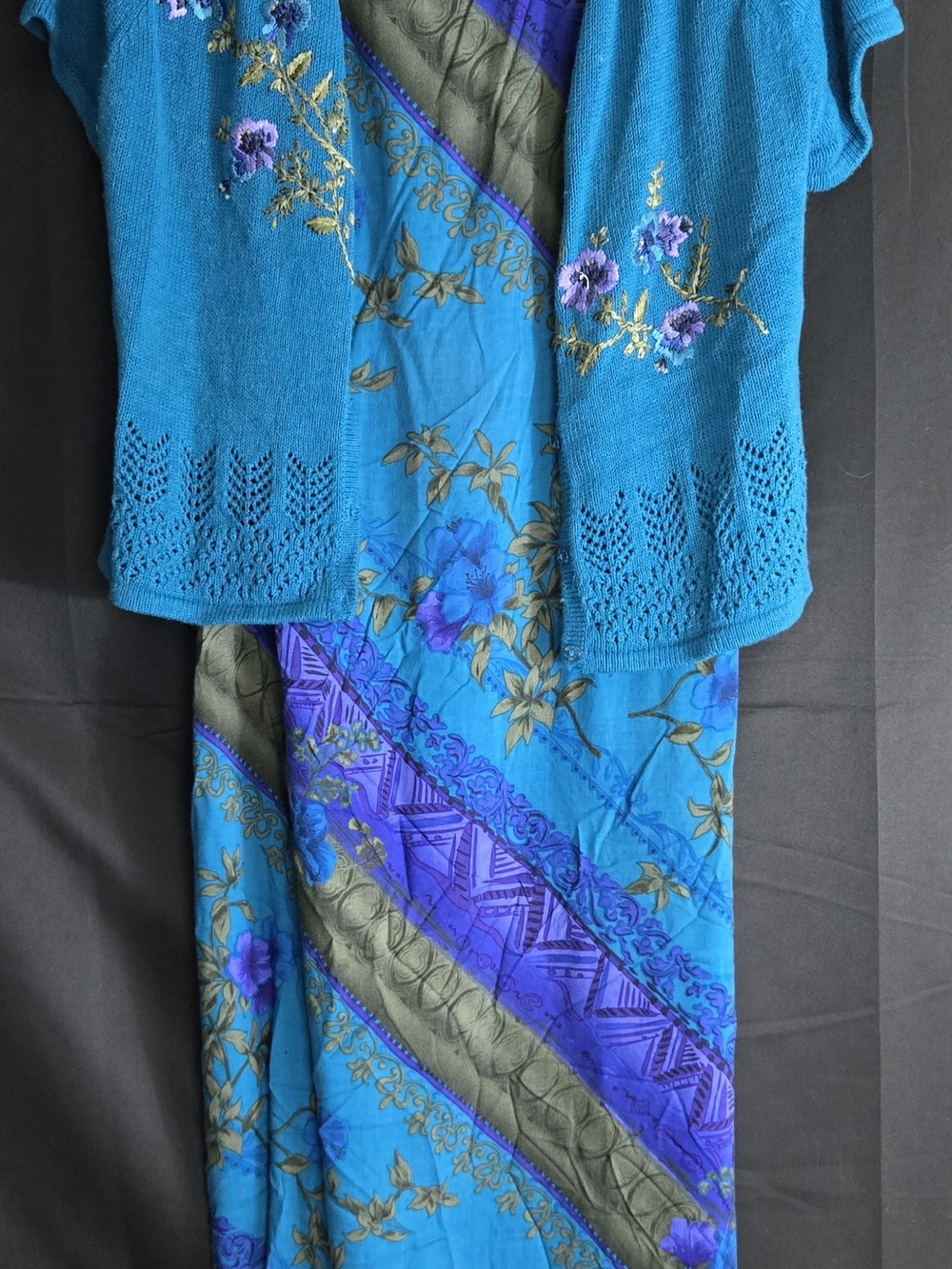 R & K Orginal Turquoise Floral Knit Short-Sleeve Sweater #528